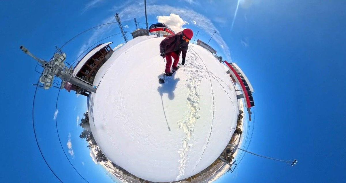 Kars\'ta nisanda kar macerası: Zirveye yürüyüp bahar ortasında snowboard yaptılar