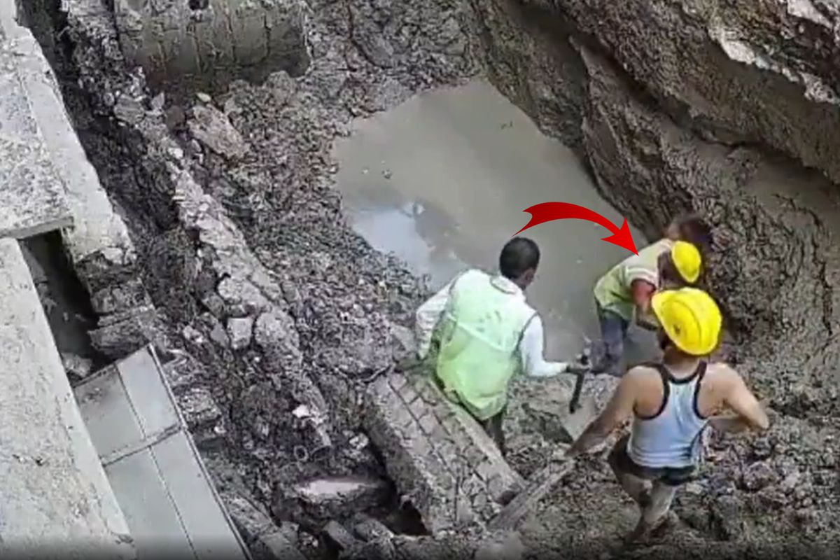 Kazılan çukura düşen işçinin üzerine toprak çöktü