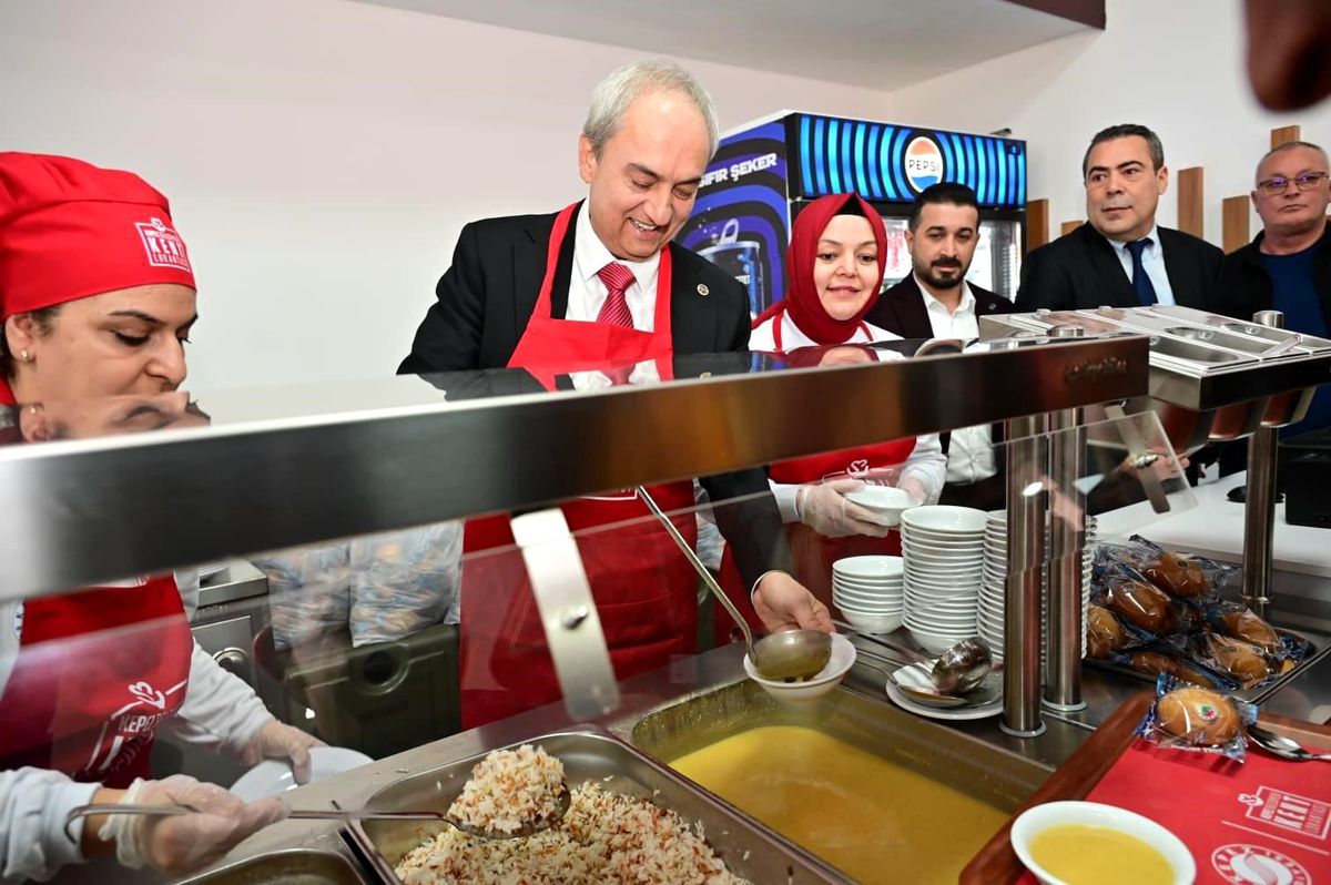 Kepez Kent Lokantası\'na vatandaşlardan yoğun ilgi