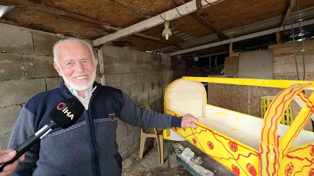 75 Yaşındaki Usta: Tahta Beşik Yapımını Sürdürüyor