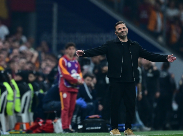 Okan Buruk, tarihi zafer sonrası camia içerisinde rahatsız olduğu konuyu açıkladı