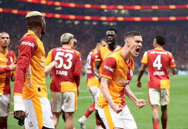 Şampiyonluk ateşini yaktılar! Galatasaray, Fenerbahçe'ye gol oldu yağdı