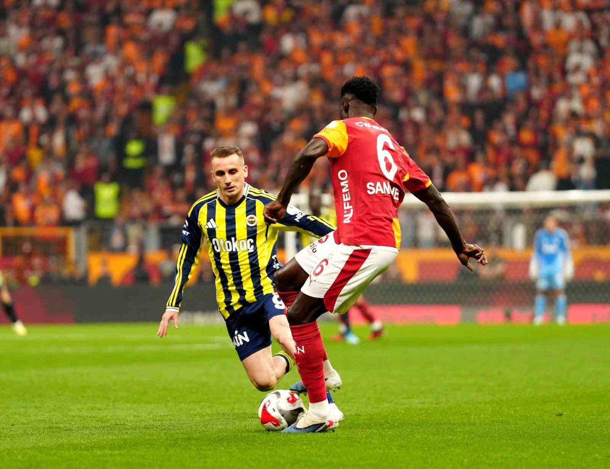 Galatasaray 1-0 Fenerbahçe Derbisi İlk Yarı