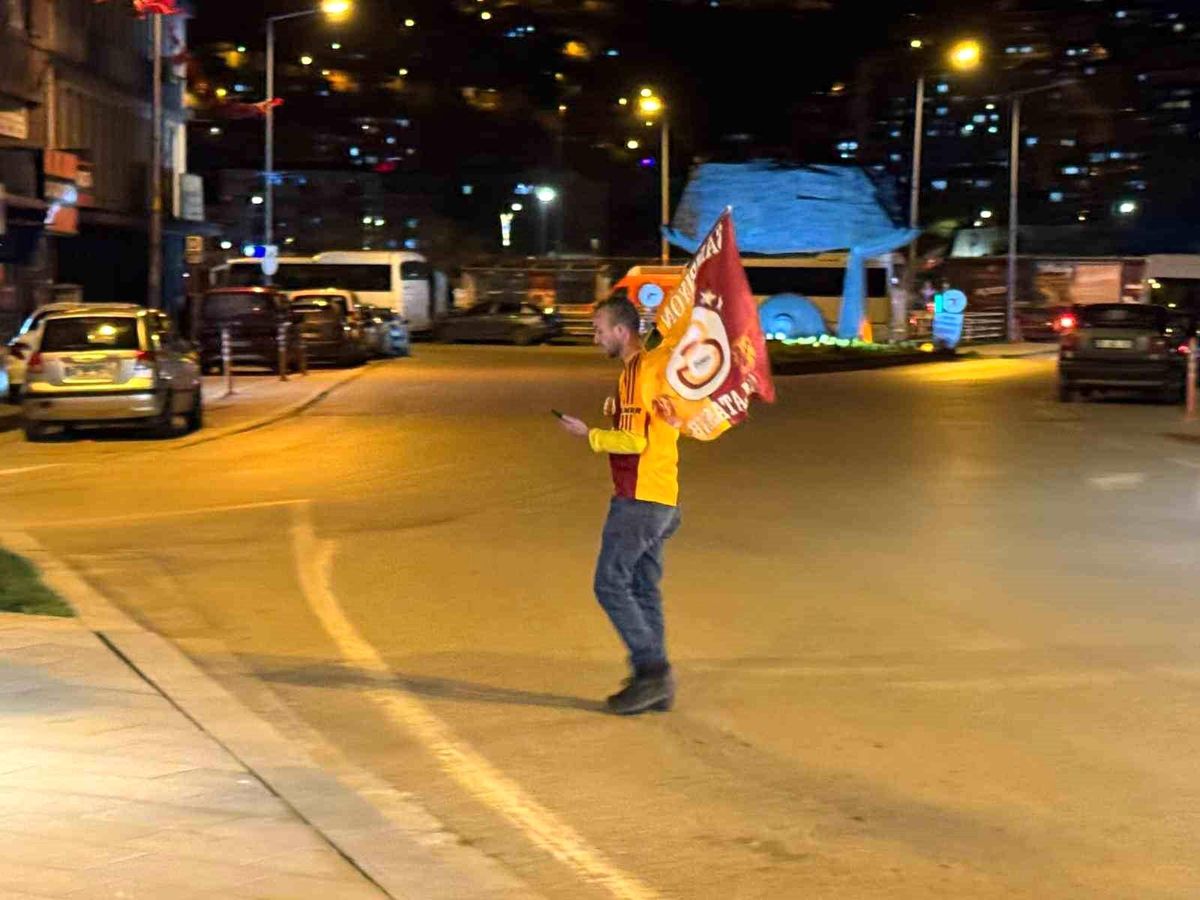 Galatasaray, Fenerbahçe\'yi 3-0 Yenerek Zonguldak\'ta Kutlandı