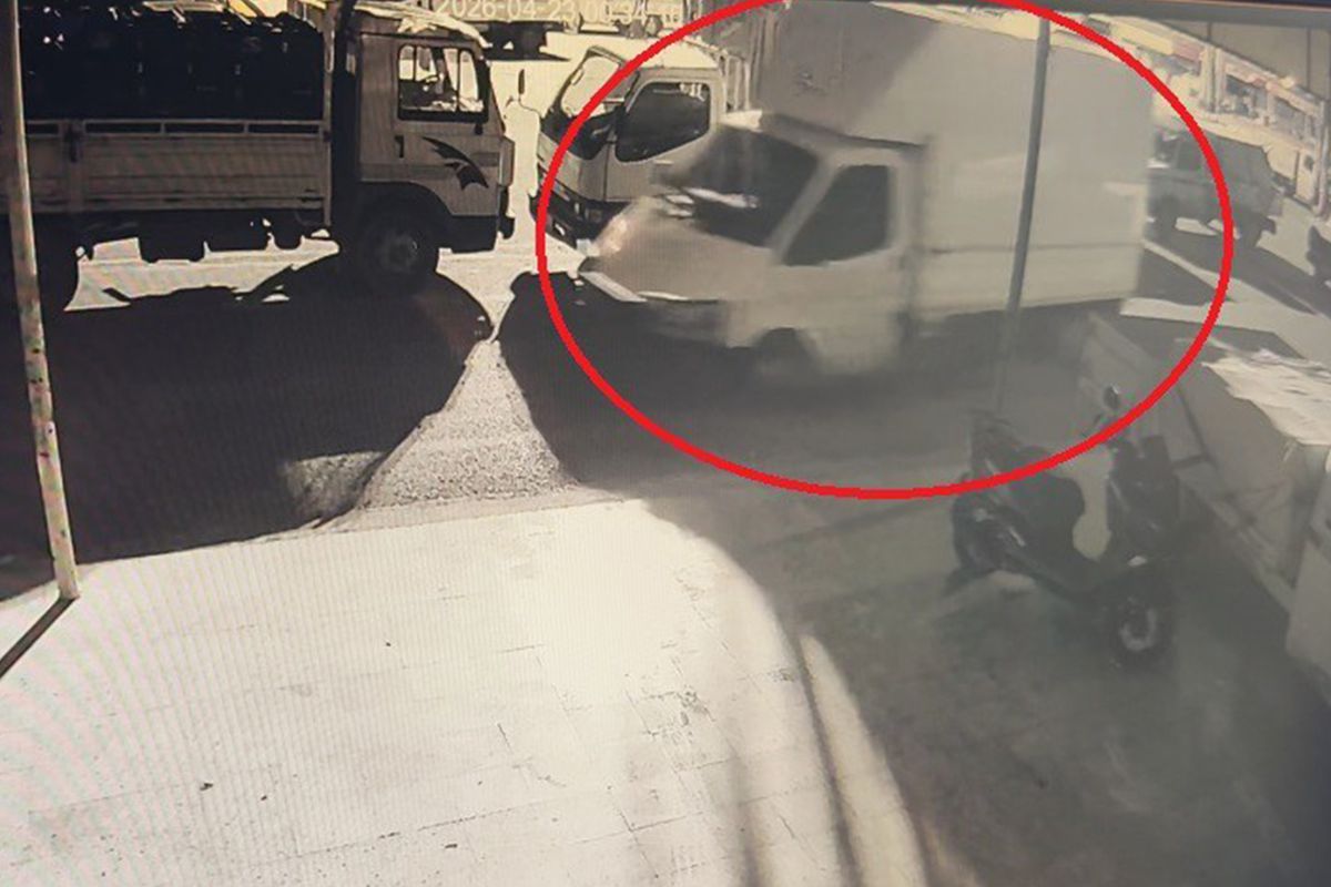 Biber yüklü kamyoneti çaldılar, biberleri satıp parasını harcayamadan yakalandılar