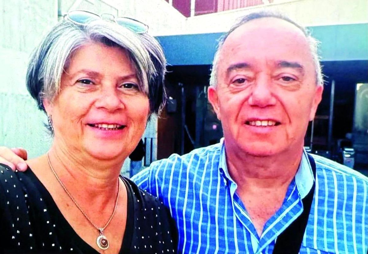 Çanakkale\'de trajik çift ölümü: Emekli öğretmen eşini vurup intihar etti