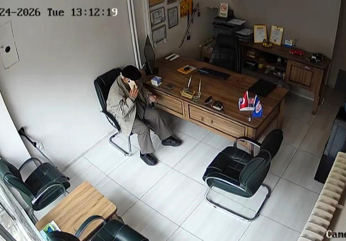 Yaşlı Adamın Dolandırılma Cersi
