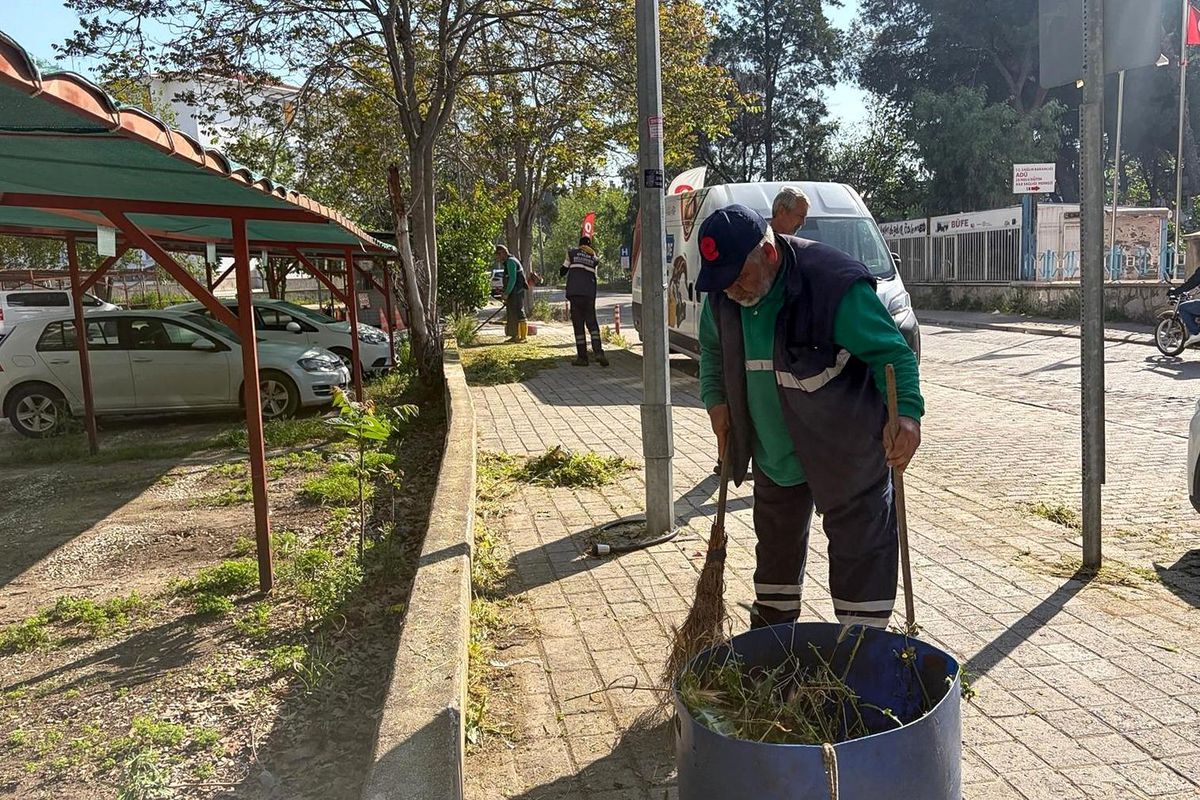 Efeler\'in her noktasında çalışmalar sürüyor