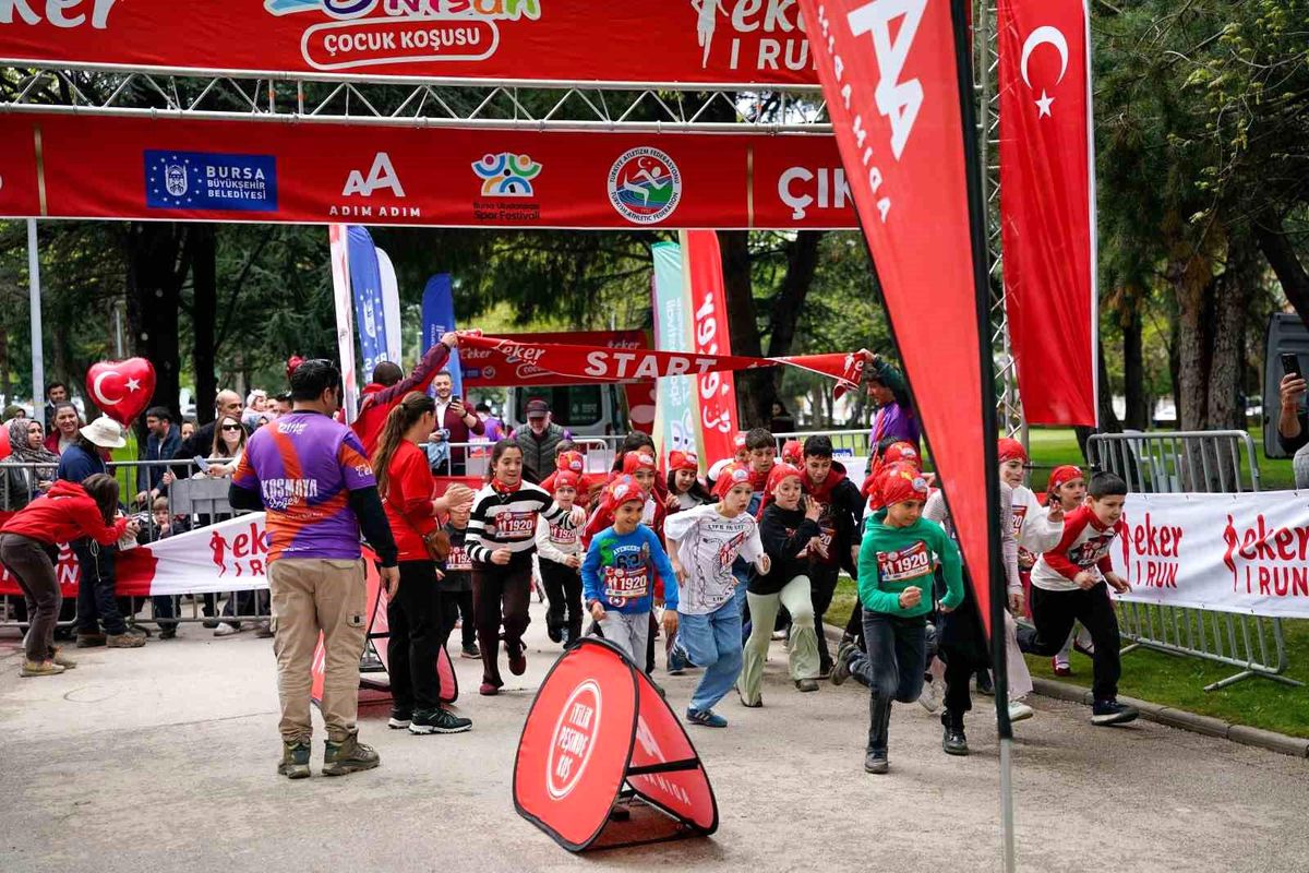 \'Eker I Run 23 Nisan Çocuk Koşusu\' bayram sevincini sporla buluşturdu