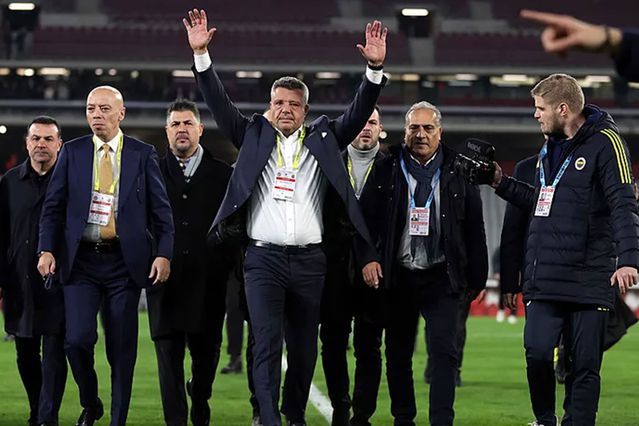 Fenerbahçe’de olağanüstü toplantı! Ne karar çıkacağı merak konusu