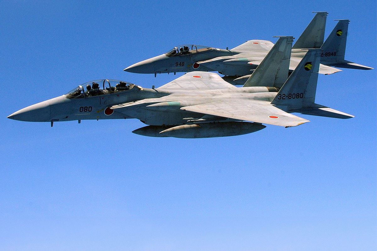 Japonya Hava Kuvvetleri alarmda! ABD yapımı F-15\'ler havada parçalanmaya başladı