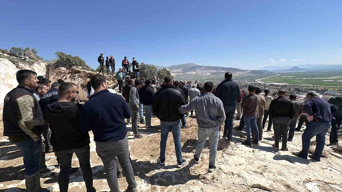 Karamanlı\'da vatandaşlar mermer ocağına karşı ayaklandı