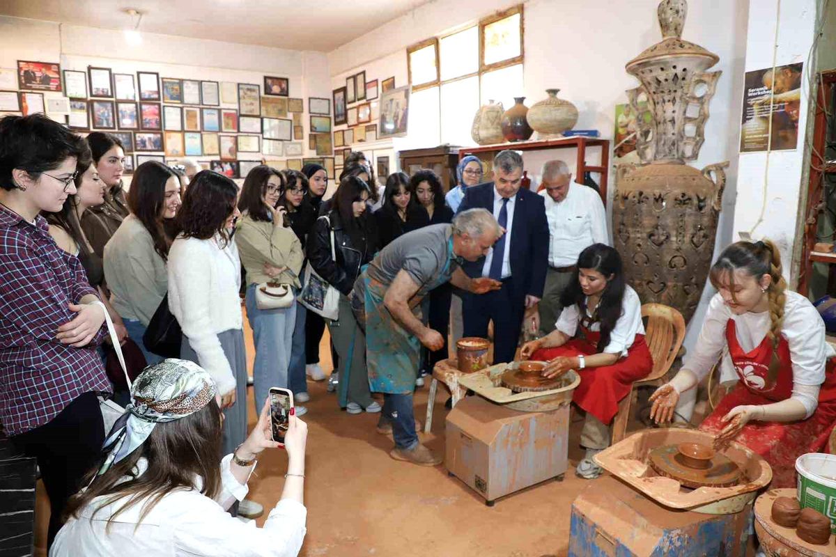 Menemen, geleceğin mimar ve restorasyon uzmanlarını ağırladı