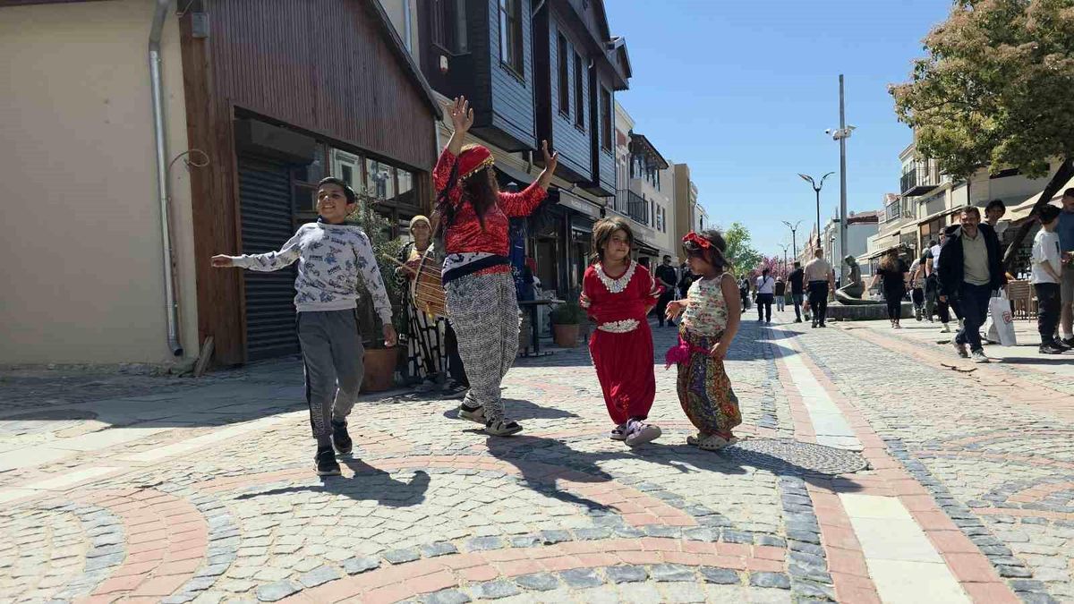 Kakava Şenliklerine Coşkulu Davet