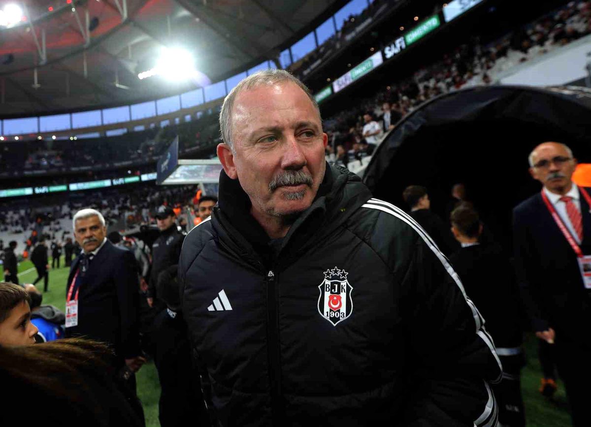 Sergen Yalçın Beşiktaş\'taki 100. Maçını Oynadı