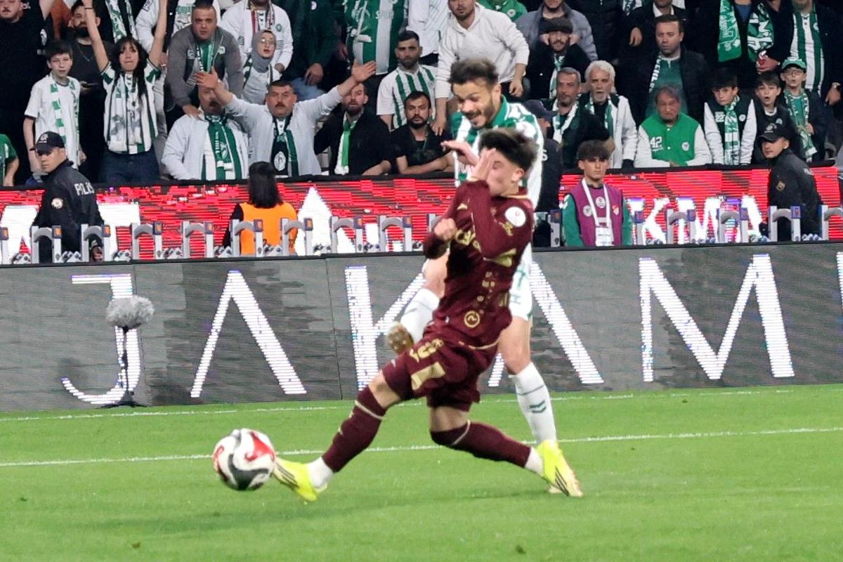 Konyaspor, Trabzonspor\'u 2-1 Yendi