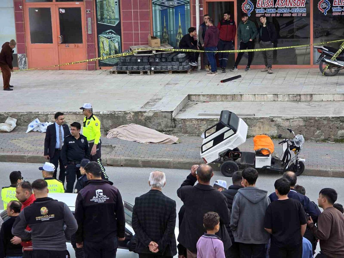 Yozgat\'ta Trafik Kazası: Yaşlı Adam Hayatını Kaybetti