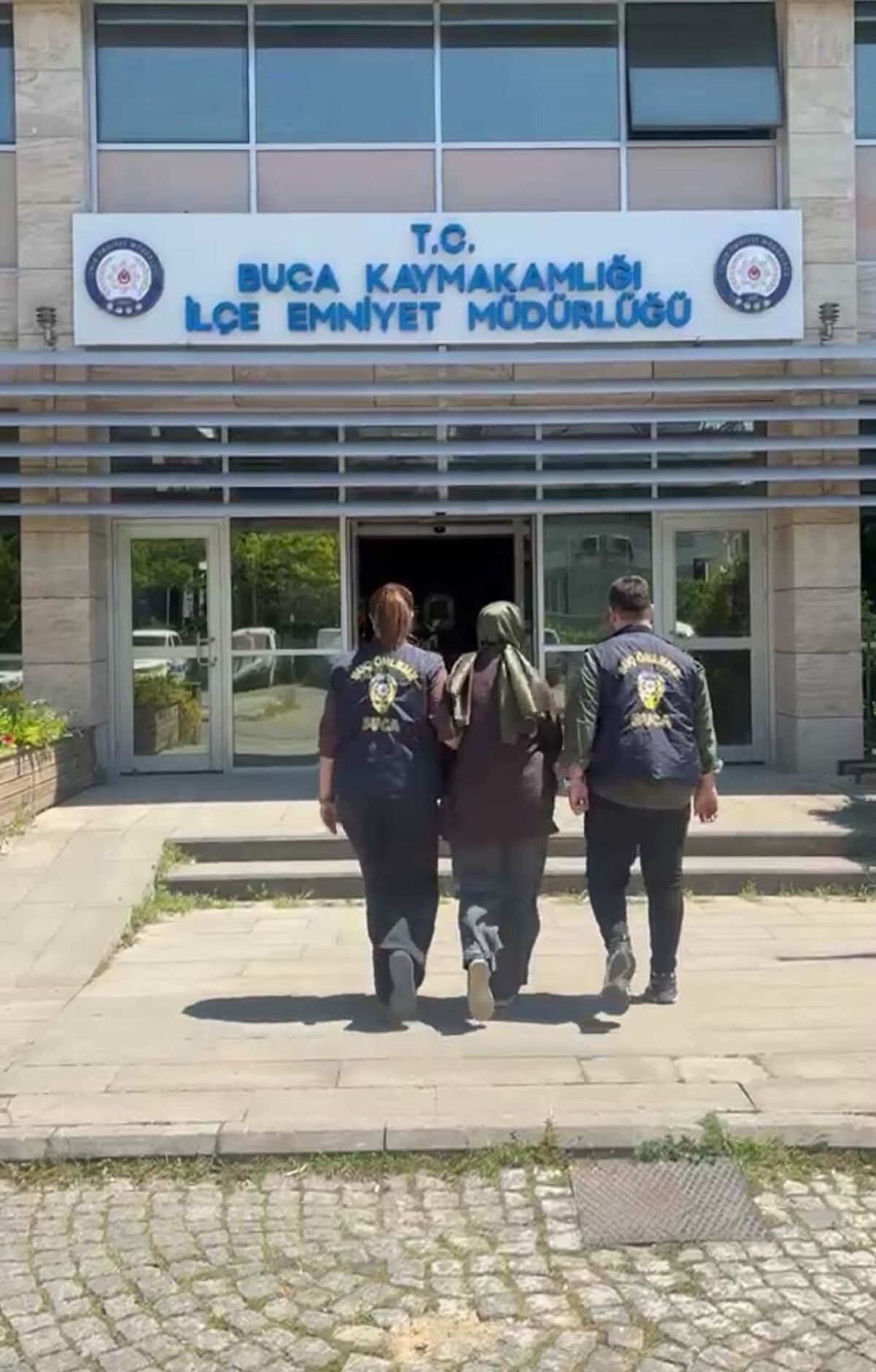 Firari Hükümlü Gelinlikçide Yakalandı