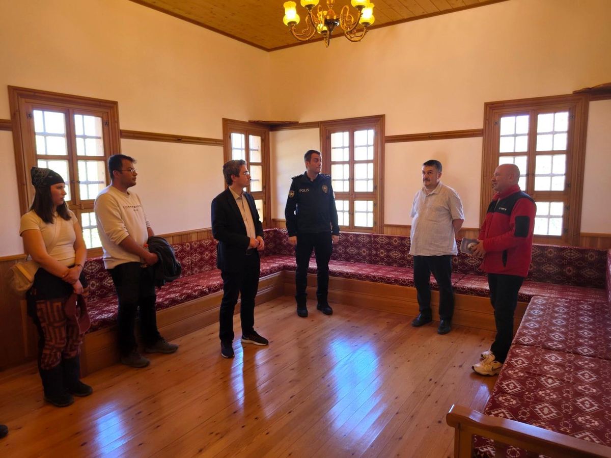 Kaymakam Arıkan, Bahçe Mahallesi\'ni Ziyaret Etti