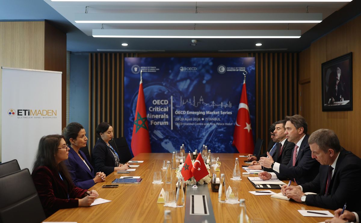 Bakan Bayraktar, Faslı Mevkidaşı ile Görüştü