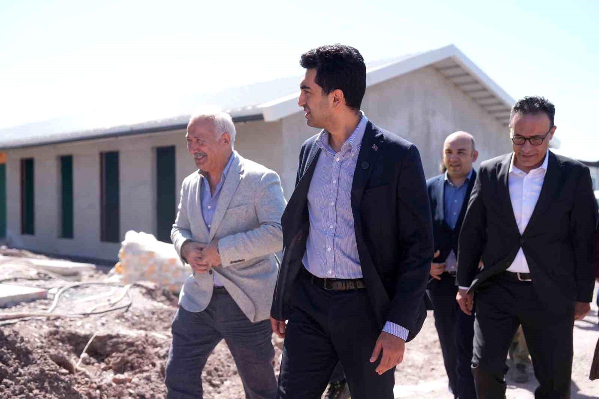 Başkan Bingöl Koç Pati Rehabilitasyon Merkezi\'nde incelemelerde bulundu