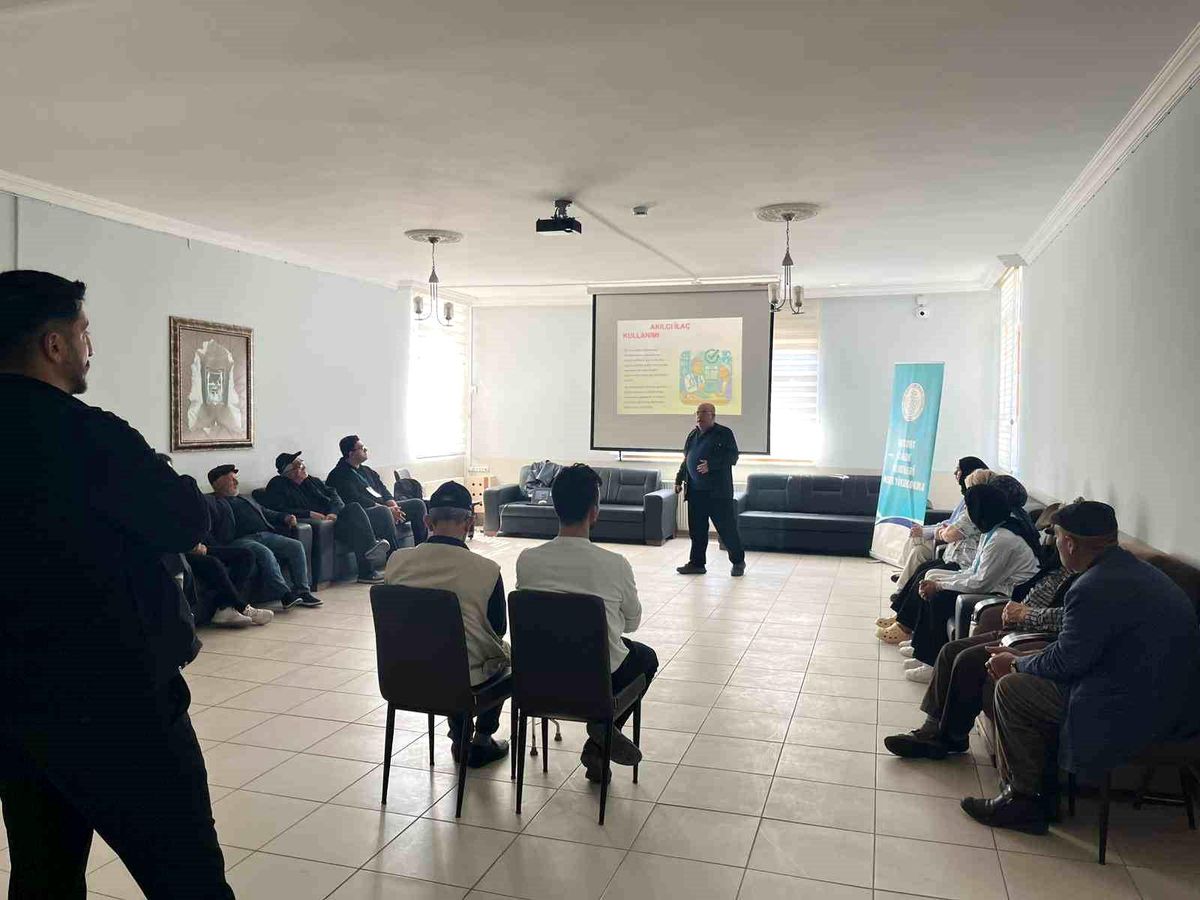 Akılcı İlaç Kullanımı Semineri