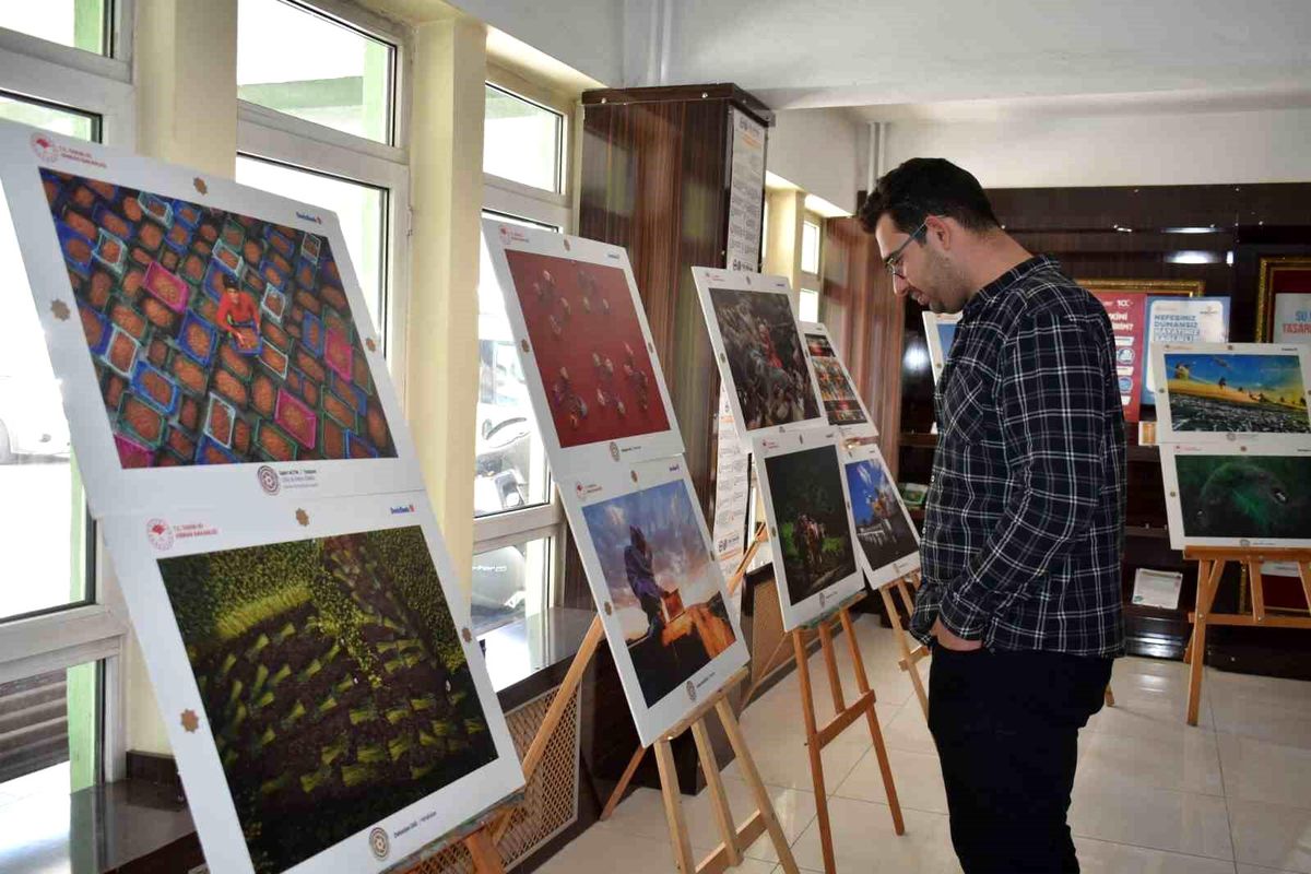 Bayburt\'ta 15. Uluslararası Fotoğraf Sergisi Açıldı