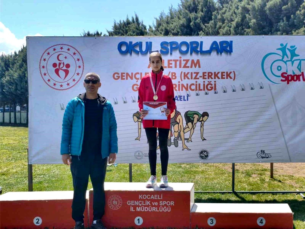 Elif Fener Altın Madalyayı Kazandı
