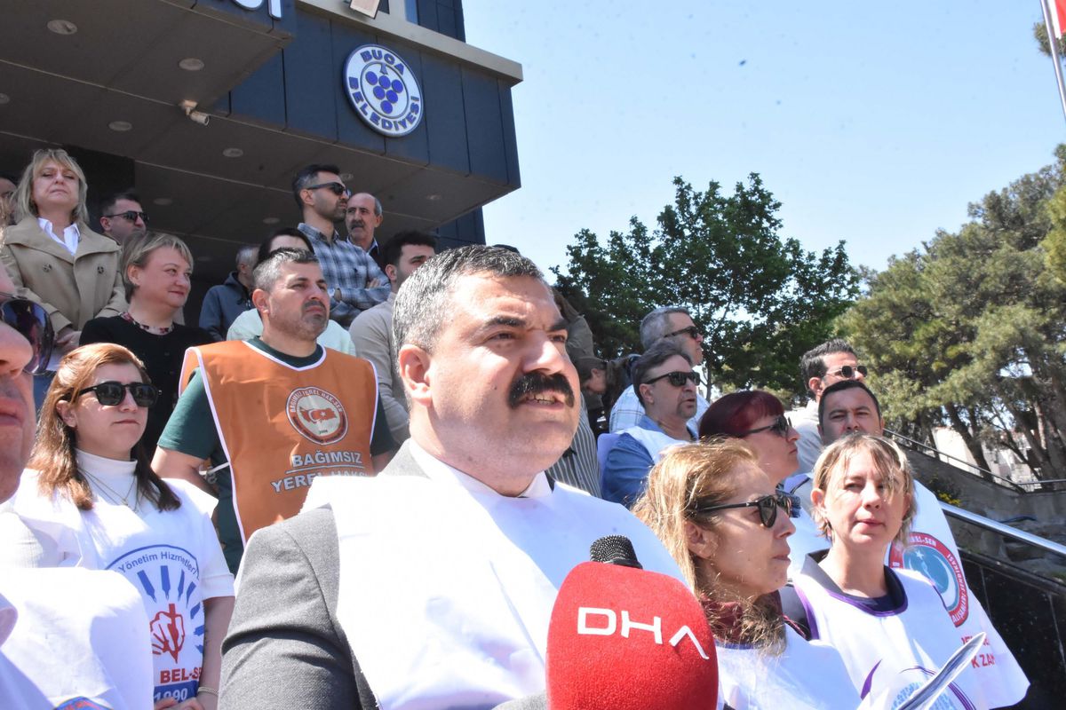 Buca\'da Memurlar TİS Haklarını İstiyor