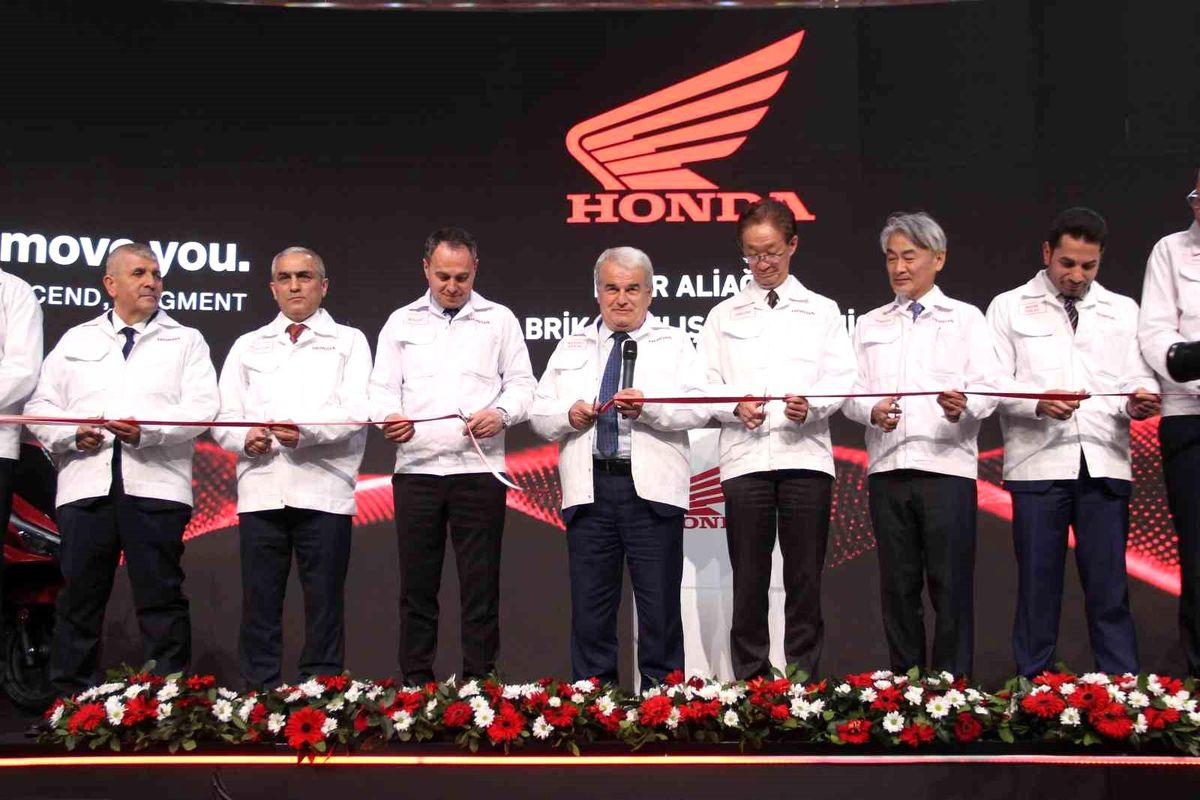 Honda Türkiye\'de Motosiklet Fabrikası Açtı