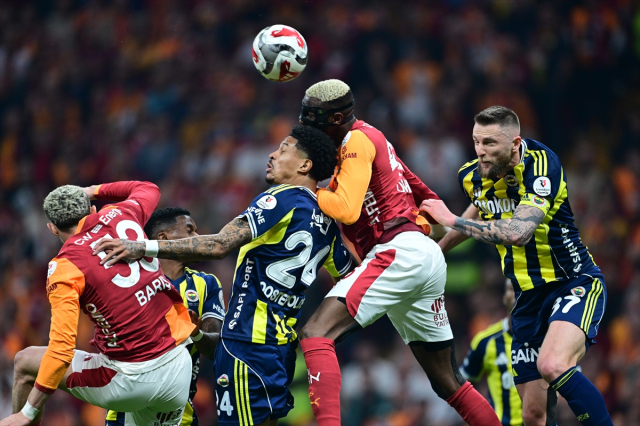 Milyonlarca Fener taraftarının hayallerini çalan Ederson'a verilen cezaya bakın