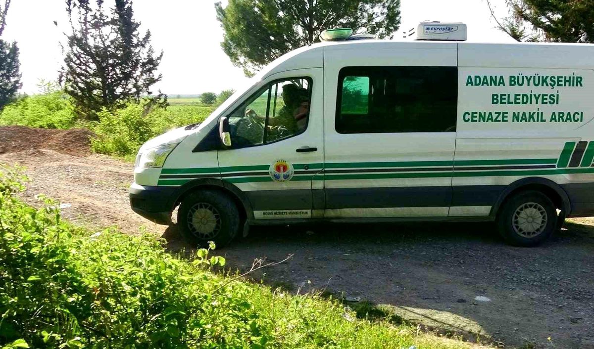 Ceyhan\'da Parçalanmış Erkek Cesedi Bulundu