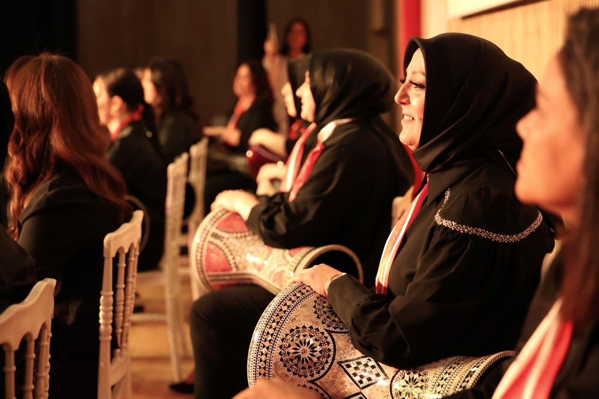 Osmangazi\'de kadınlardan muhteşem ritim gösterisi