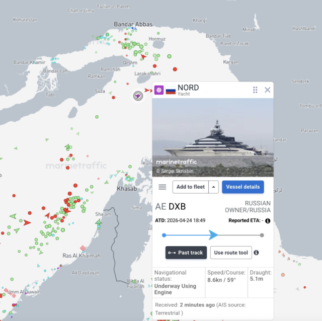 Putin'in müttefikine ait 500 milyon dolarlık süper yat, Hürmüz Boğazı'nı geçti