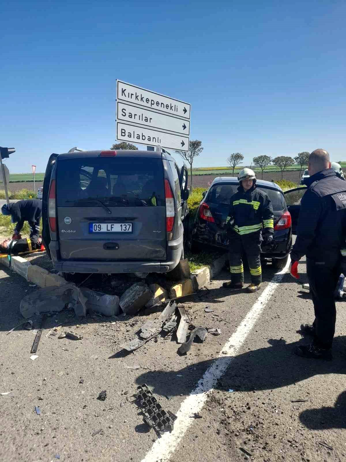 Muratlı\'da trafik kazası: 5 yaralı