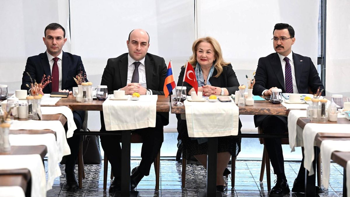 Kars-Gümrü Demiryolu Toplantısı Yapıldı