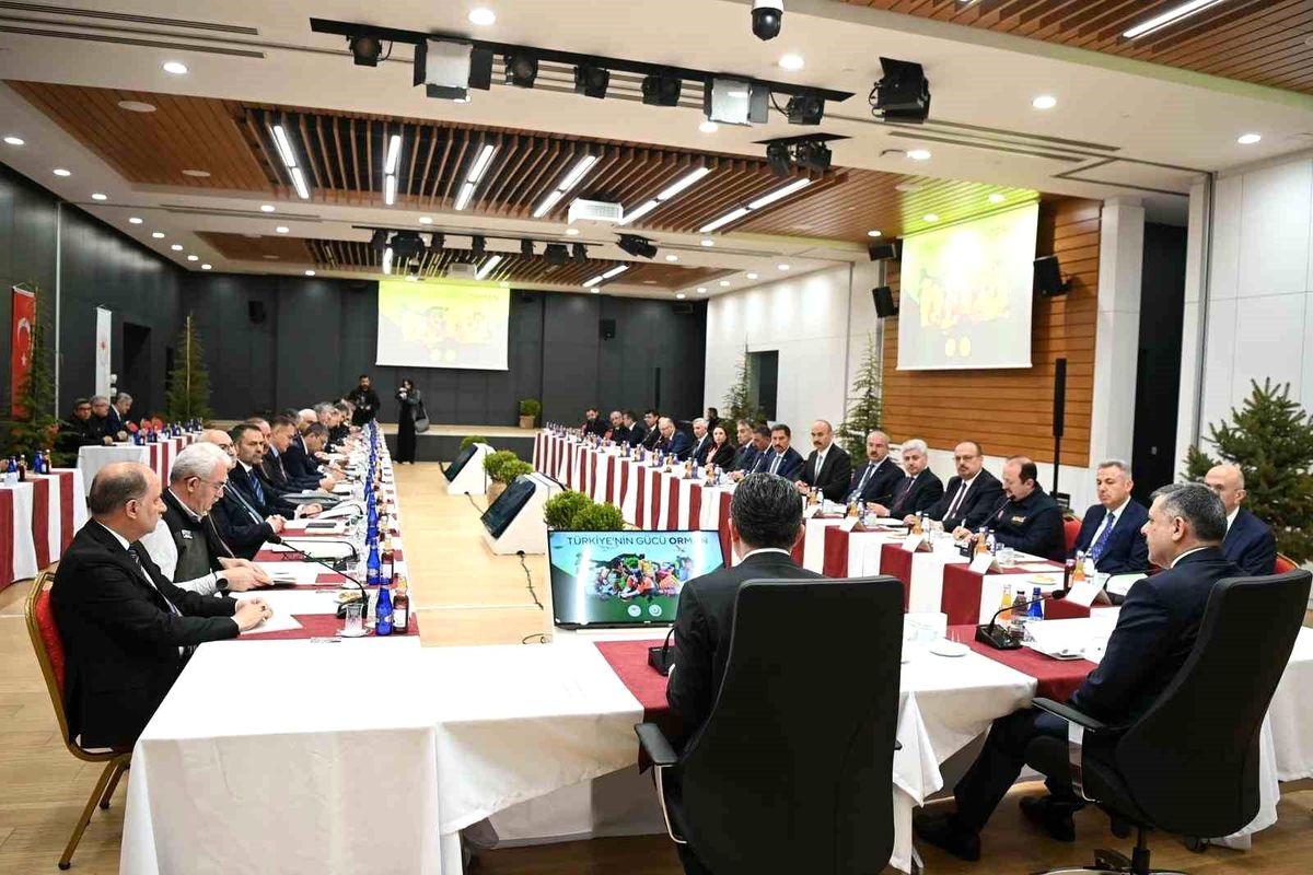 Bilecik Valisi Yangın Koordinasyon Toplantısında