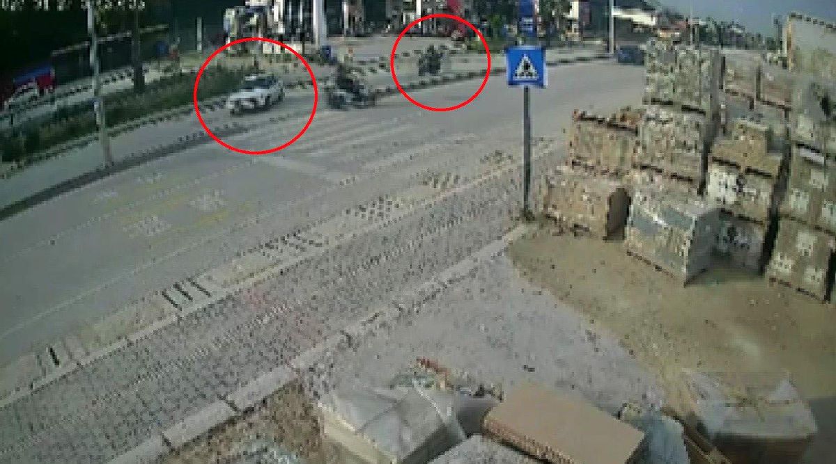 Hatay\'da Motosiklet-Otomobil Çarpışması