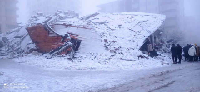 Adıyaman’da 80 kişinin öldüğü deprem davası ertelendi
