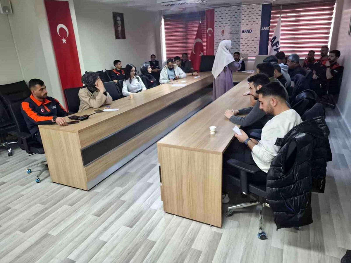 Bayburt\'ta Psikolojik İlk Yardım Eğitimi