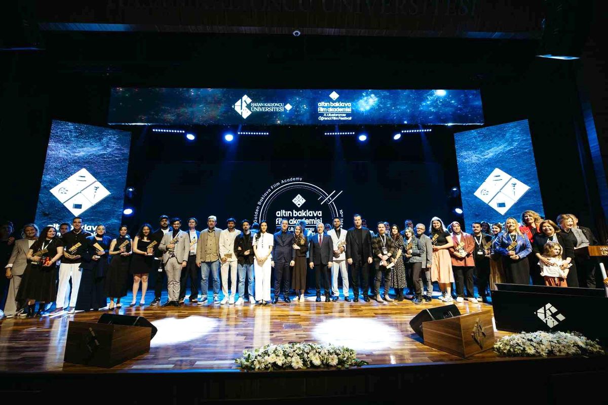 Altın Baklava Film Akademisi X. Uluslararası Öğrenci Film Festivali\'nde ödüller sahiplerini buldu