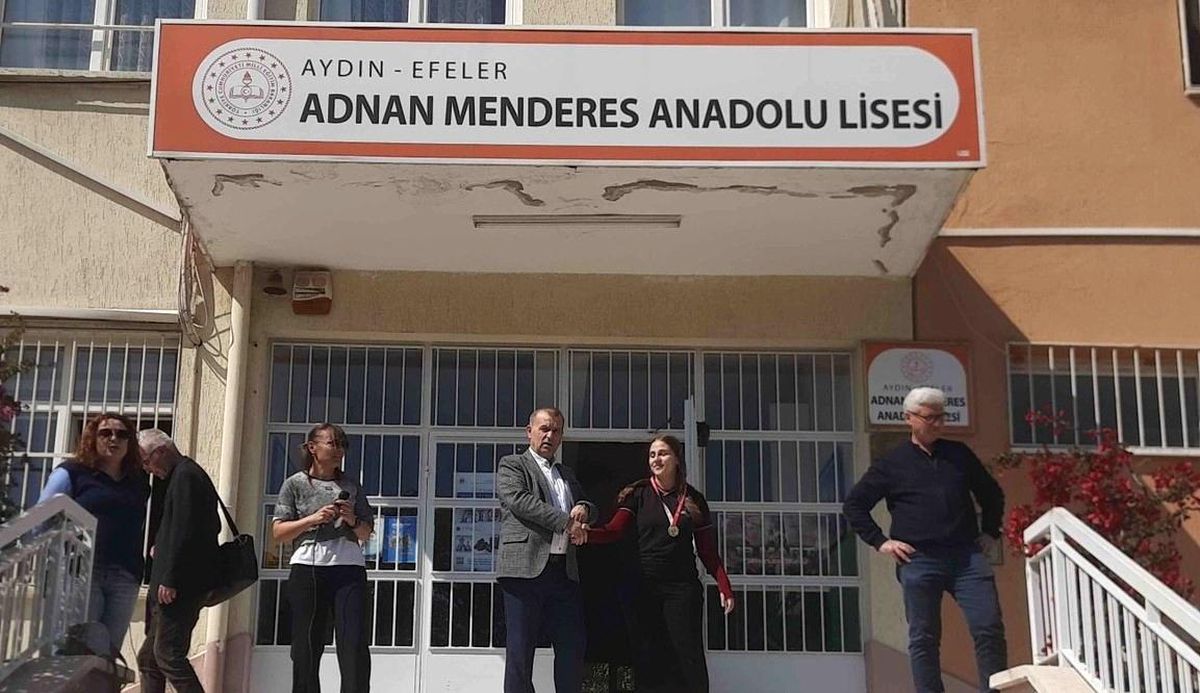 Nisa Karabıyık Türkiye Şampiyonu Oldu