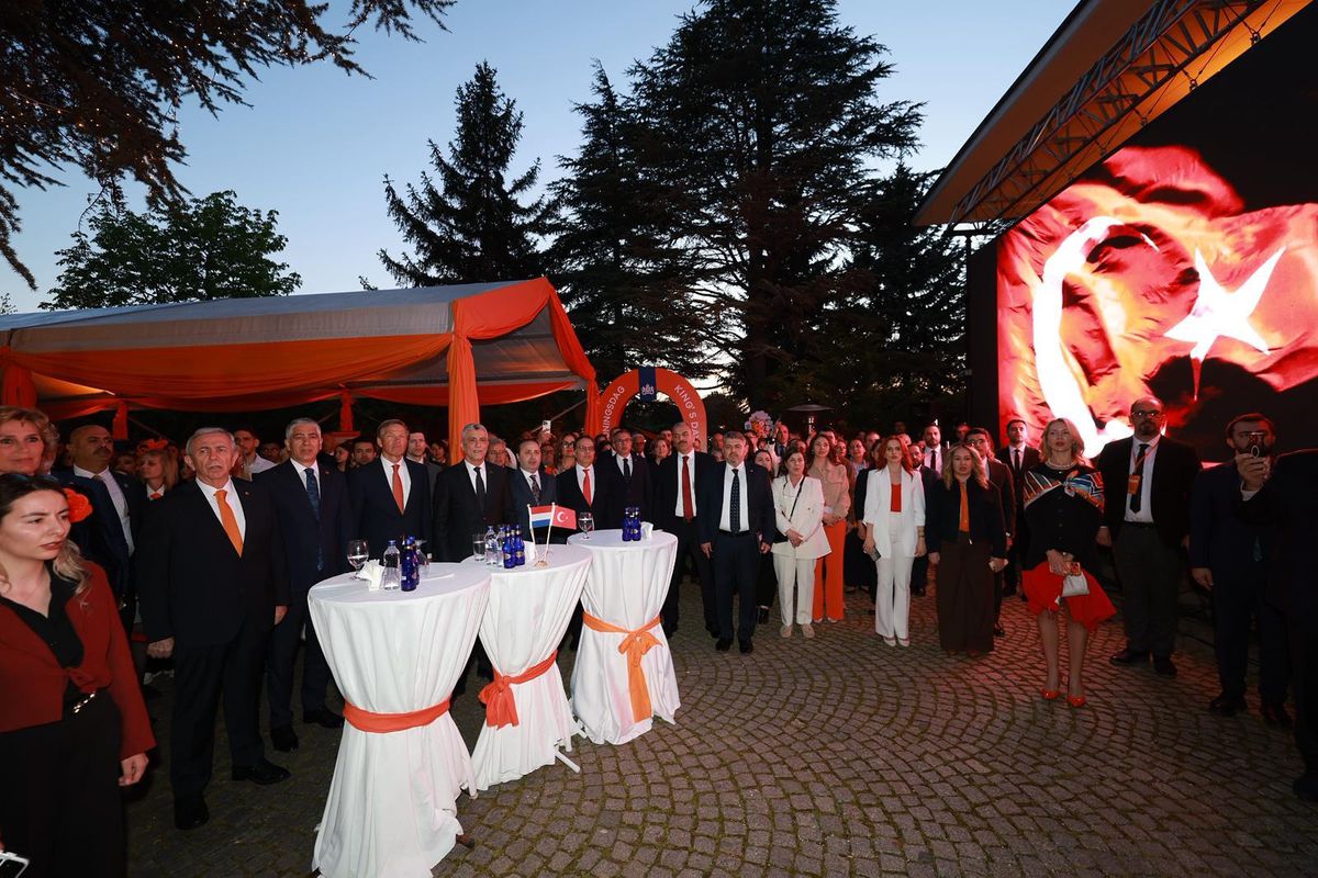 Hollanda, Türkiye\'nin Yatırım Lideri