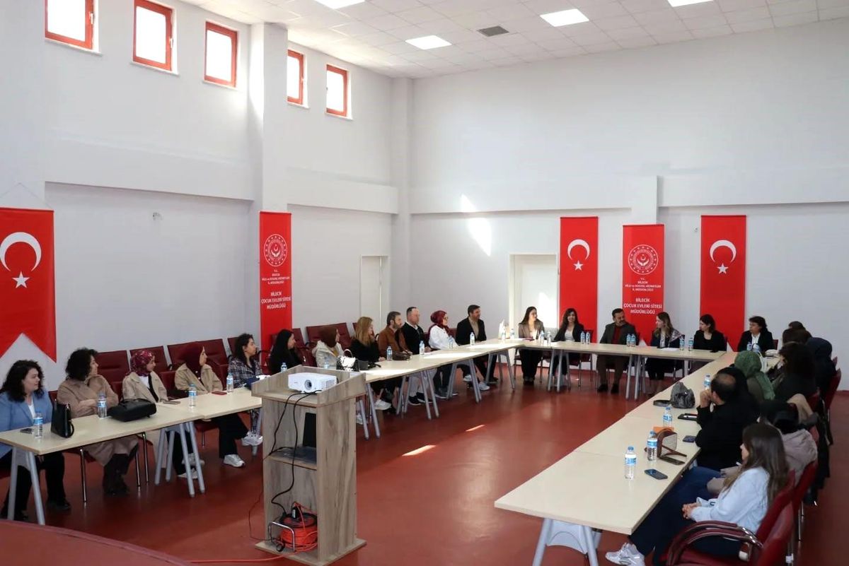 Bilecik\'te \'Psikolojik İlk Yardım, Kayıp ve Yas Eğitim Programı\' başladı