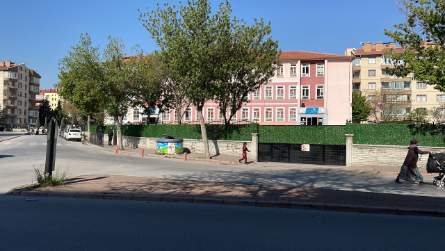 Bu kadarına da pes! Veliler okulda 8 yaşındaki çocukları dövdü