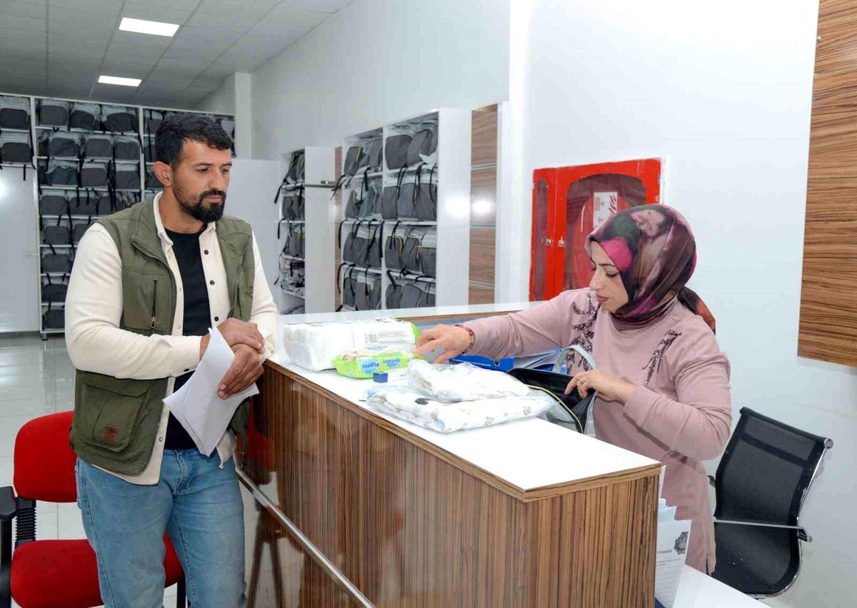 Diyarbakır\'da 2 bin 300 aileye yeni doğan destek paketi