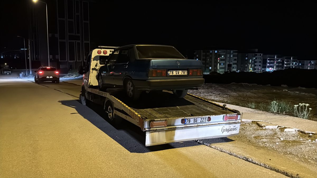 \'Dur\' ihtarına uymayan ehliyetsiz alkollü sürücüye 446 bin TL ceza