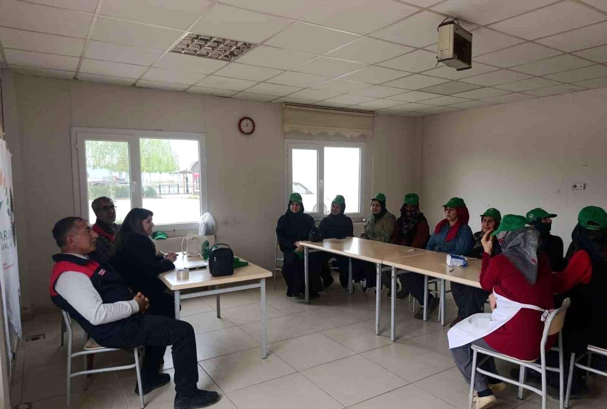 Kadın Üreticilere Tarım Eğitimi