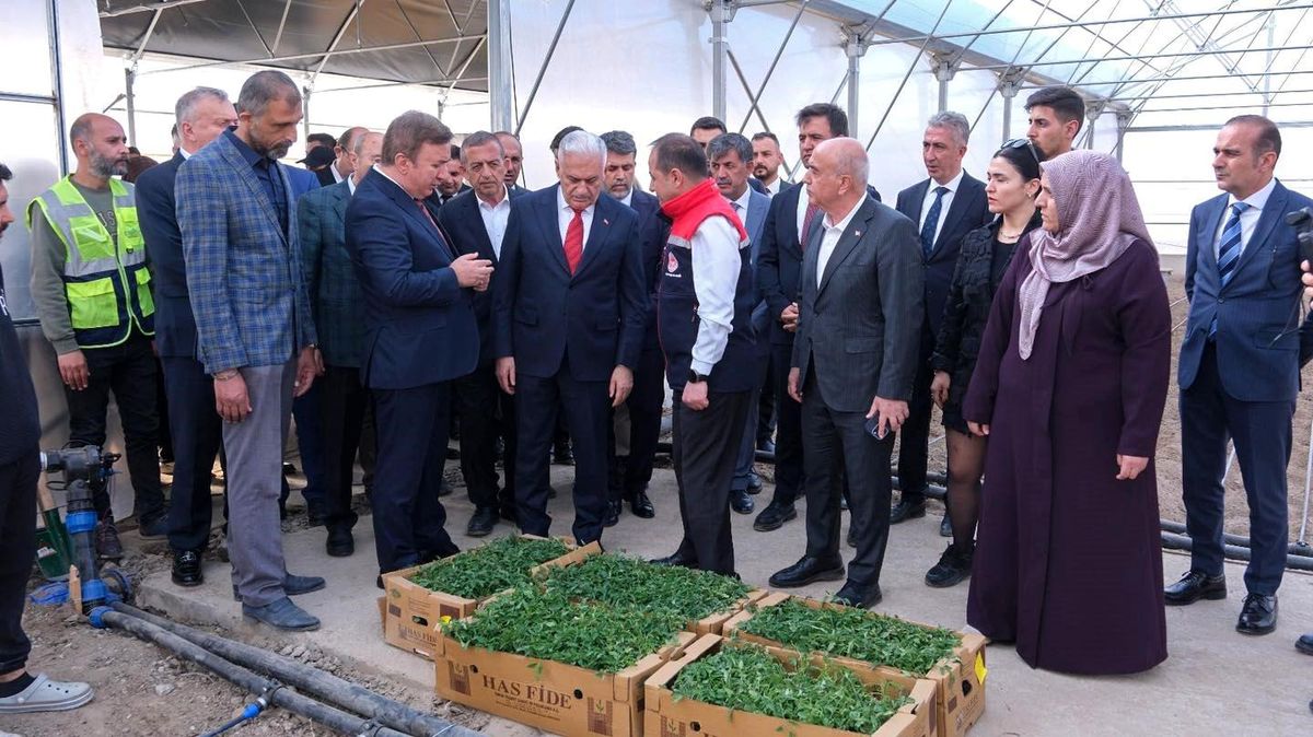 Erzincan\'da tarımsal üretimi artıracak proje yerinde incelendi