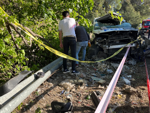 İzmir'deki zincirleme kazada 1 polisimiz şehit! 2 ölü, 5 yaralı